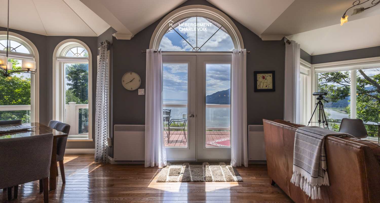 CAP-1 - Charming apartment in Baie-St-Paul